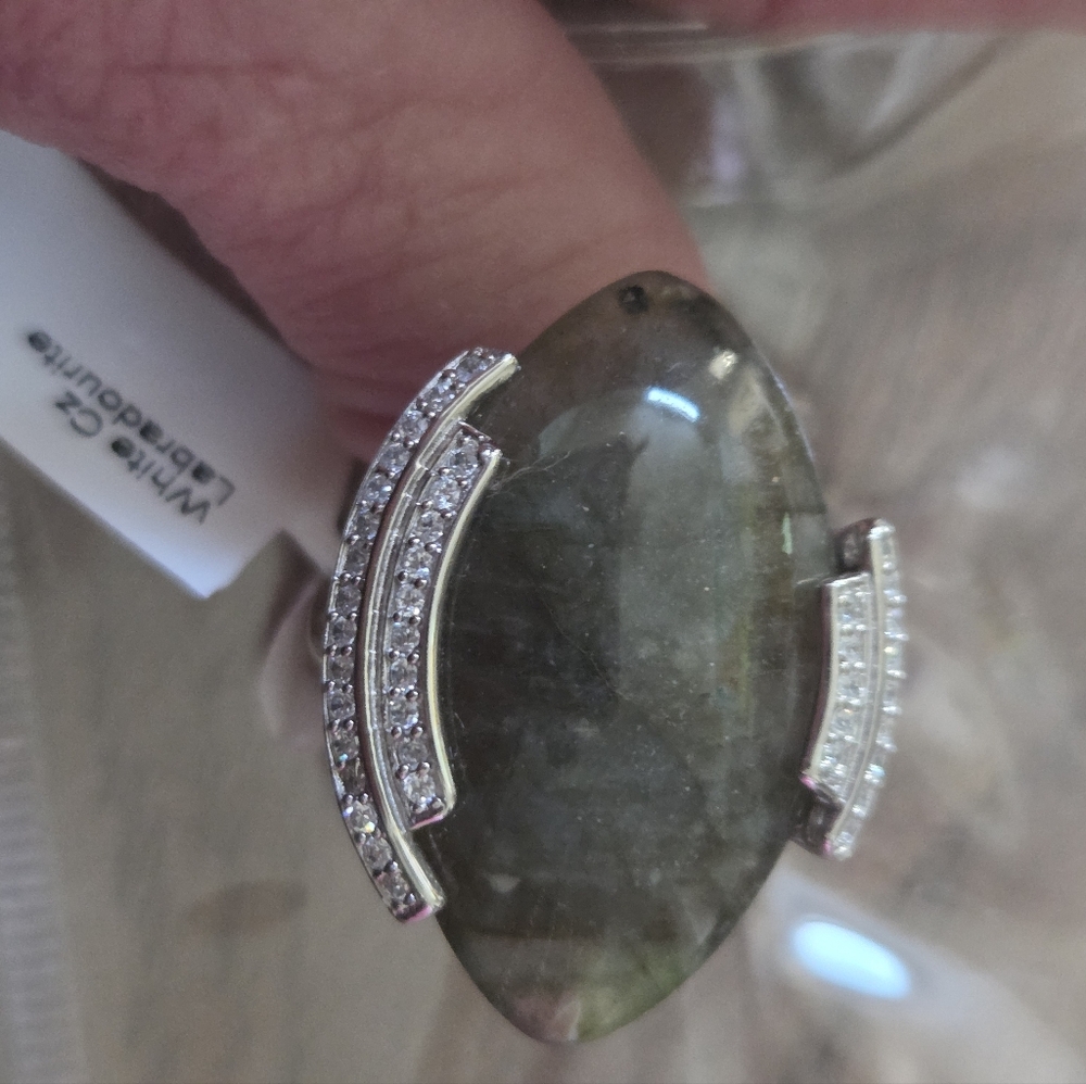 Stunning Labradourite Women's Ring